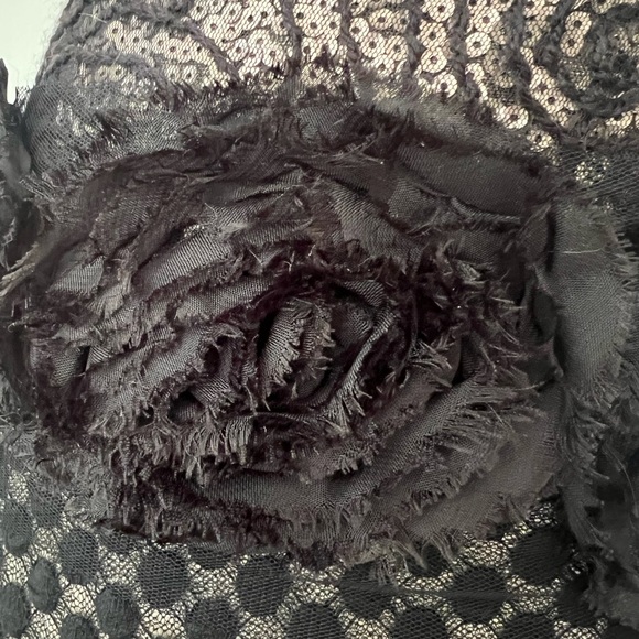 Dress made by designer MARC BOUWER HYBRID - Picture 5 of 17